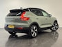 Volvo XC40 Recharge P8 AWD R-Design | Achteruitrijcamera | Apple Carplay/Android Auto | Verwarmde achterbank | Stuurverwarming | Extra getint glas | Cruise control adaptief |