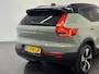 Volvo XC40 Recharge P8 AWD R-Design | Achteruitrijcamera | Apple Carplay/Android Auto | Verwarmde achterbank | Stuurverwarming | Extra getint glas | Cruise control adaptief |