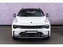 Lynk & Co 01 1.5 More | Adaptieve Cruise Control | Dodehoekdetectie | Panoramadak | Stoelverwarming | Stuurverwarming | Infinity Premium Audio Systeem| Apple Carplay/Android Auto | 360 graden Camera | 15,4 inch middendisplay | Elektrisch/Schuifkanteldak | 20 inch lichtmetalen velgen | Lederen bekleding | Elektrisch bedienbare achterklep