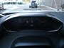 Peugeot 2008 1.2 Hybrid 145 Allure | Automaat | Nieuwe auto | Lichtmetalen velgen | Lichtmetalen velgen | Dakrails | Climate control | Cruise control | Regensensor | Led verlichting