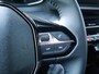 Peugeot 2008 1.2 Hybrid 145 Allure | Automaat | Nieuwe auto | Lichtmetalen velgen | Lichtmetalen velgen | Dakrails | Climate control | Cruise control | Regensensor | Led verlichting