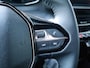Peugeot 2008 1.2 Hybrid 145 Allure | Automaat | Nieuwe auto | Lichtmetalen velgen | Lichtmetalen velgen | Dakrails | Climate control | Cruise control | Regensensor | Led verlichting