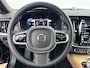 Volvo V90 T8 Recharge Ultra Dark | 20" | Luchtvering | Bowers & Wilkins | Trekhaak | Geventileerd Nappa | Massagestoelen | 360 Camera | Getint & Gelaagd Glas
