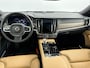 Volvo V90 T8 Recharge Ultra Dark | 20" | Luchtvering | Bowers & Wilkins | Trekhaak | Geventileerd Nappa | Massagestoelen | 360 Camera | Getint & Gelaagd Glas