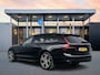 Volvo V90 T8 Recharge Ultra Dark | 20" | Luchtvering | Bowers & Wilkins | Trekhaak | Geventileerd Nappa | Massagestoelen | 360 Camera | Getint & Gelaagd Glas