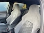 Volkswagen Golf 1.5 eTSI 3X R-Line Trekhaak Sterrenhemel KEYLES