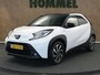 Toyota Aygo X 1.0 VVT-i MT Pulse - ORIGINEEL NEDERLANDSE AUTO - CLIMATE CONTROL - BI-TONE - APPLE CARPLAY/ANDROID AUTO - CRUISE CONTROL ADAPTIEF - LED KOPLAMPEN - EXTRA GETINT GLAS - LICHTMETALEN VELGEN 17 INCH