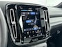 Volvo XC40 Recharge Twin Pro 78kWh | 20" | Trekhaak | Panoramadak | Leder | 360 Camera | Elektr. verst. Stoelen | Harman Kardon | Full LED | Adaptieve Cruise | BLIS | Warmtepomp