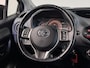 Toyota Yaris 1.3 VVT-i Aspiration Bi-Tone | Lederen bekleding |