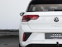 Volkswagen T-Roc 1.5 TSI R-Line | Beats | Trekhaak | Black Style | Dodehoekdetectie | Stoelverwarming | Stuurverwarming | Keyless | Travel Assist | LED Plus |