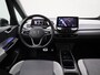 Volkswagen ID.3 First Plus 58 kWh Navigatie | Airco | Stuur/stoel verwarming | Cruise control | Camera | Parkeersensoren |