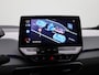 Volkswagen ID.3 First Plus 58 kWh Navigatie | Airco | Stuur/stoel verwarming | Cruise control | Camera | Parkeersensoren |