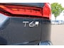 Volvo V60 T6 Plug-in hybrid AWD Essential | Adaptieve Cruise Control | Pilot Assist | Blind spot | Verwarmbaar stuurwiel | Verwarmbare voorstoelen | Verwarmbare achterbank | Lederen bekleding | Elektrische Lendensteunen | Automatisch Dimmende Spiegels | Getint Glas | 19 Inch Lichtmetalen Velgen