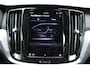 Volvo V60 T6 Plug-in hybrid AWD Essential | Adaptieve Cruise Control | Pilot Assist | Blind spot | Verwarmbaar stuurwiel | Verwarmbare voorstoelen | Verwarmbare achterbank | Lederen bekleding | Elektrische Lendensteunen | Automatisch Dimmende Spiegels | Getint Glas | 19 Inch Lichtmetalen Velgen