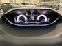 Peugeot 5008 1.2 PureTech Blue Lease GT | Focal Audio | Black Pack | 19'' Lichtmetalen velgen | Panoramadak | Adaptieve Cruise  | Achteruitrijcamera | Afwijkende dakkleur | Airco (automatisch)