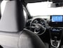Toyota Yaris Cross 1.5 HYBRID DYNAMIC BI-TONE AUTOMAAT GARANTIE 2033 CARPLAY NAVIGATIE. CAMERA .COMPLEET.
