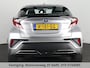 Toyota C-HR 2.0 HYBRIDE DYNAMIC BIJNA 2023 GARANTIE 11-2032 NAVI. HALF LEDER. 182 PK. PDC V+A.CAMERA. ADAPTIVE CRUISE