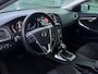 Volvo V40 1.5 T2 Polar+ Automaat, Climate control, Cruise control, Verwarmde voorstoelen, Full led koplampen