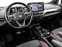 Volkswagen ID.4 204pk Max 77 kWh · Warmtepomp · Panoramadak · 360 Camera · Elek. Trekhaak · Elek. Achterklep · 21'' Inch ·