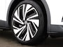 Volkswagen ID.4 204pk Max 77 kWh · Warmtepomp · Panoramadak · 360 Camera · Elek. Trekhaak · Elek. Achterklep · 21'' Inch ·