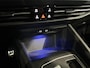 Volkswagen Golf 1.5 eTSI R-Line Schuif/Kantel dak | Camera | IQ light