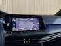 Volkswagen Golf 1.5 eTSI R-Line Schuif/Kantel dak | Camera | IQ light