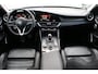 Alfa Romeo Giulia 2.0 T AWD Veloce