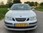 Saab 9-3 Sport Sedan 1.8t Arc ECC Audio/CD Leder Elect. pakket EBD Cruisecontrol TCS LMV 17" Colorpakket ABS Dealeronderh. Nw Apk!