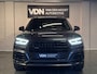 Audi Q5 55 TFSIe Quattro S Line Black Edition 367pk Luchtvering Camera 21''