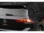 Volkswagen Golf 1.0 TSI 110pk United Life Business Stoel/Stuur verwarming Navi Clima Sfeerverlichting CarPlay Getint glas Parkeersensoren