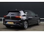 Volkswagen Golf 1.0 TSI 110pk United Life Business Stoel/Stuur verwarming Navi Clima Sfeerverlichting CarPlay Getint glas Parkeersensoren