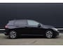 Volkswagen Golf 1.0 TSI 110pk United Life Business Stoel/Stuur verwarming Navi Clima Sfeerverlichting CarPlay Getint glas Parkeersensoren