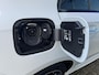 Mercedes-Benz A-klasse 250 e AMG Line Plug in Hybride 218pk Pano / Widescreen / Trekhaak / Sfeerverlichting