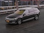 Volkswagen Passat Variant 1.6 TDI DSG Highline R-Line Facelift Leder Virtual Cockpit LED ACC Harman/Kardon ergoComfort Navigatie Apple CarPlay Android Auto Trekhaak Stoelverwarming 17"