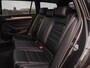 Volkswagen Passat Variant 1.6 TDI DSG Highline R-Line Facelift Leder Virtual Cockpit LED ACC Harman/Kardon ergoComfort Navigatie Apple CarPlay Android Auto Trekhaak Stoelverwarming 17"