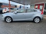 Volvo V40 1.6 T2 120PK Momentum Panorama dak/Trekhaak/achteruitrijcamera