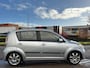 Daihatsu Sirion 2 1.3-16V Comfort 5-Drs Airco Electric pakket Audio/CD LMV 16" ABS Getint glas Colorpakket Dealeronderhoud Nw Apk!