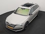 Skoda Superb Combi 1.4 TSI iV Sportline Plug In Hybrid 218pk Dealer O.H PHEV | Panodak | Crystal LED | Adaptive Cruise | Alcantara Sportstoelen Memory & Verwarmd | Camera | Apple Carplay | Sfeerverlichting | Navigatie | Virtual | DAB | 19" L.M |