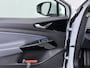 Volkswagen ID.4 Pro 77kWh SOH 95% Trekhaak 19" Adap.Cruise Apple Carplay Android Auto Navi Ecc Pdc Stoel+Stuurverwarming Lmv Led Comfort Pakket Bluetooth 1e Eigenaar Origineel Nederlandse Auto 1.000 KG trekvermogen