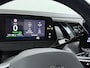 Volkswagen ID.4 Pro 77kWh SOH 95% Trekhaak 19" Adap.Cruise Apple Carplay Android Auto Navi Ecc Pdc Stoel+Stuurverwarming Lmv Led Comfort Pakket Bluetooth 1e Eigenaar Origineel Nederlandse Auto 1.000 KG trekvermogen