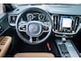 Volvo V60 2.0 T6 AWD Inscription | Adaptieve Cruise Control | Schuif -/ Kanteldak | Trekhaak | Standkachel | Head-Up Display | Stuur + Stoelverwarming | Keyless | Memory | Apple CarPlay/Android Auto |
