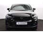 Volvo EC40 Extended Range Ultra Black Ed. 82 kWh - Panoramadak - IntelliSafe Assist & Surround - 360º Camera - Harman/Kardon audio - Verwarmde voorstoelen, stuur & achterbank - Parkeersensoren voor & achter - Elektr. bedienb. voorstoelen met geheugen links - Draadloze tel. lader - Warmtepomp - Extra getint glas - 20' LMV