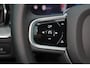 Volvo XC60 T6 Plug-in hybrid AWD Business Edition - FACELIFT - Adaptive Cruise Control - 360 graden camera - Google Infotainment - Harman Kardon Audio - Verwarmbaar stuurwiel - Verwarmbare voorstoelen - Verwarbare achterbank