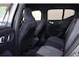 Volvo XC40 B3 Core Business Edition - Intellisafe Assist/Surround - Harman Kardon Audio - Verwarmbare voorstoelen - Verwarmbaar stuurwiel - Getint glas - 18' LMV