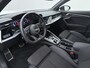 Audi A3 Sportback 35 TFSI S-Line | Navigatie | Camera | Carplay | Stoelverwarming | 17'' |