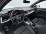 Audi A3 Sportback 35 TFSI S-Line | Navigatie | Camera | Carplay | Stoelverwarming | 17'' |