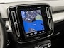 Volvo XC40 1.5 T5 Recharge Inscription 262Pk Automaat (PANORAMADAK, APPLE CARPLAY, LEDER, STUUR/STOELVERWARMING, TREKHAAK, CAMERA, KEYLESS, GETINT GLAS, ADAPTIVE CRUISE, ELEK ACHTERKLEP, NIEUWSTAAT)