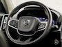 Volvo XC40 1.5 T5 Recharge Inscription 262Pk Automaat (PANORAMADAK, APPLE CARPLAY, LEDER, STUUR/STOELVERWARMING, TREKHAAK, CAMERA, KEYLESS, GETINT GLAS, ADAPTIVE CRUISE, ELEK ACHTERKLEP, NIEUWSTAAT)