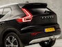 Volvo XC40 1.5 T5 Recharge Inscription 262Pk Automaat (PANORAMADAK, APPLE CARPLAY, LEDER, STUUR/STOELVERWARMING, TREKHAAK, CAMERA, KEYLESS, GETINT GLAS, ADAPTIVE CRUISE, ELEK ACHTERKLEP, NIEUWSTAAT)