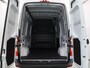 Mercedes-Benz eSprinter 314 L2 H2 PRO | 81kWh | 100% elektrisch | 2000kg Trekhaak | 115Kw/u DC Snelladen | Smartphone integratie pakket | Carplay | Camera | Comfort bestuurdersstoel |